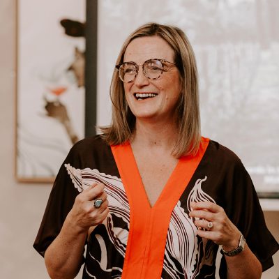 Sarah Abbott MW_Swirlweb